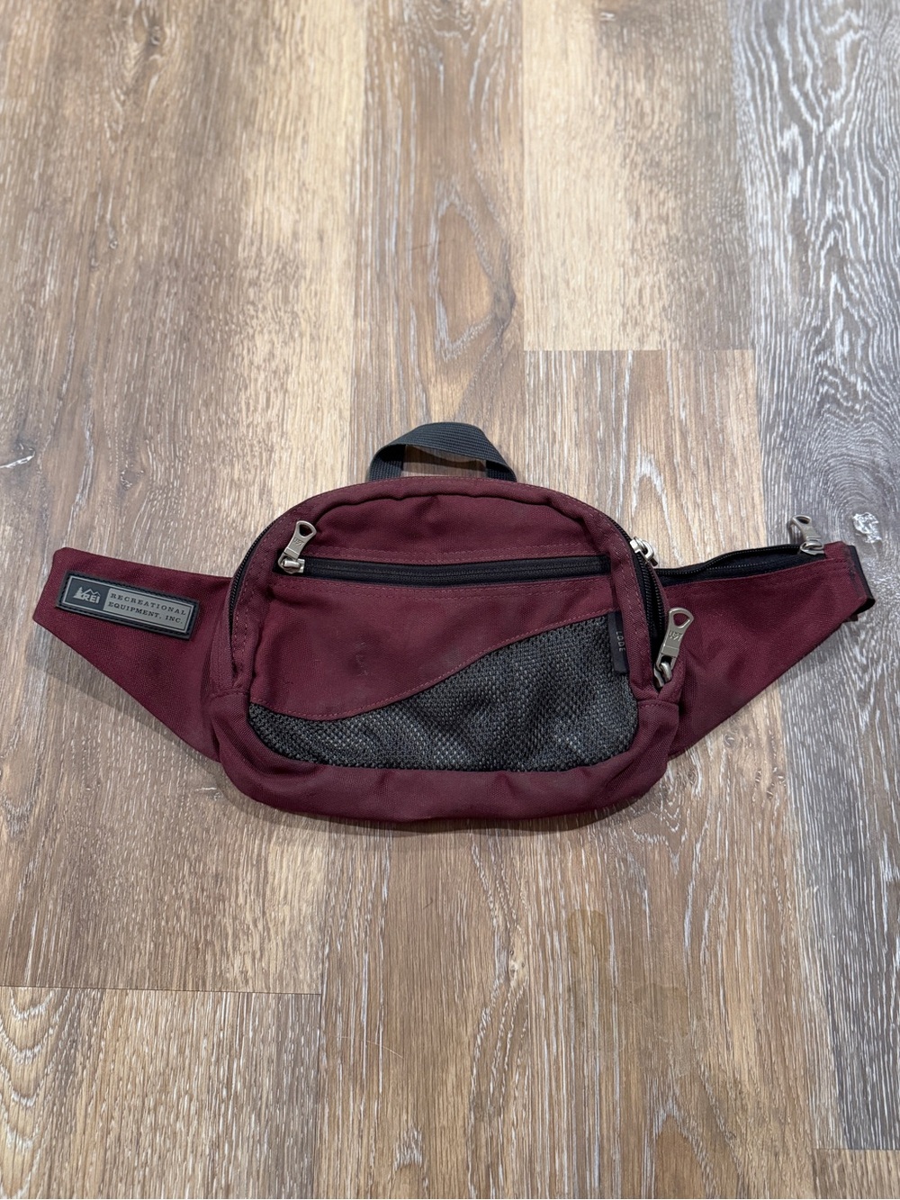 vintage rei co-op lode fanny pack - burgundy / black